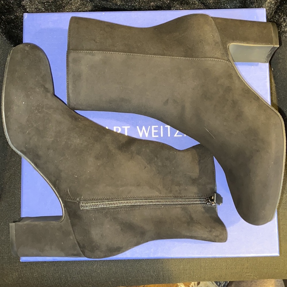 BNWT Stuart Weitzman suede black boots